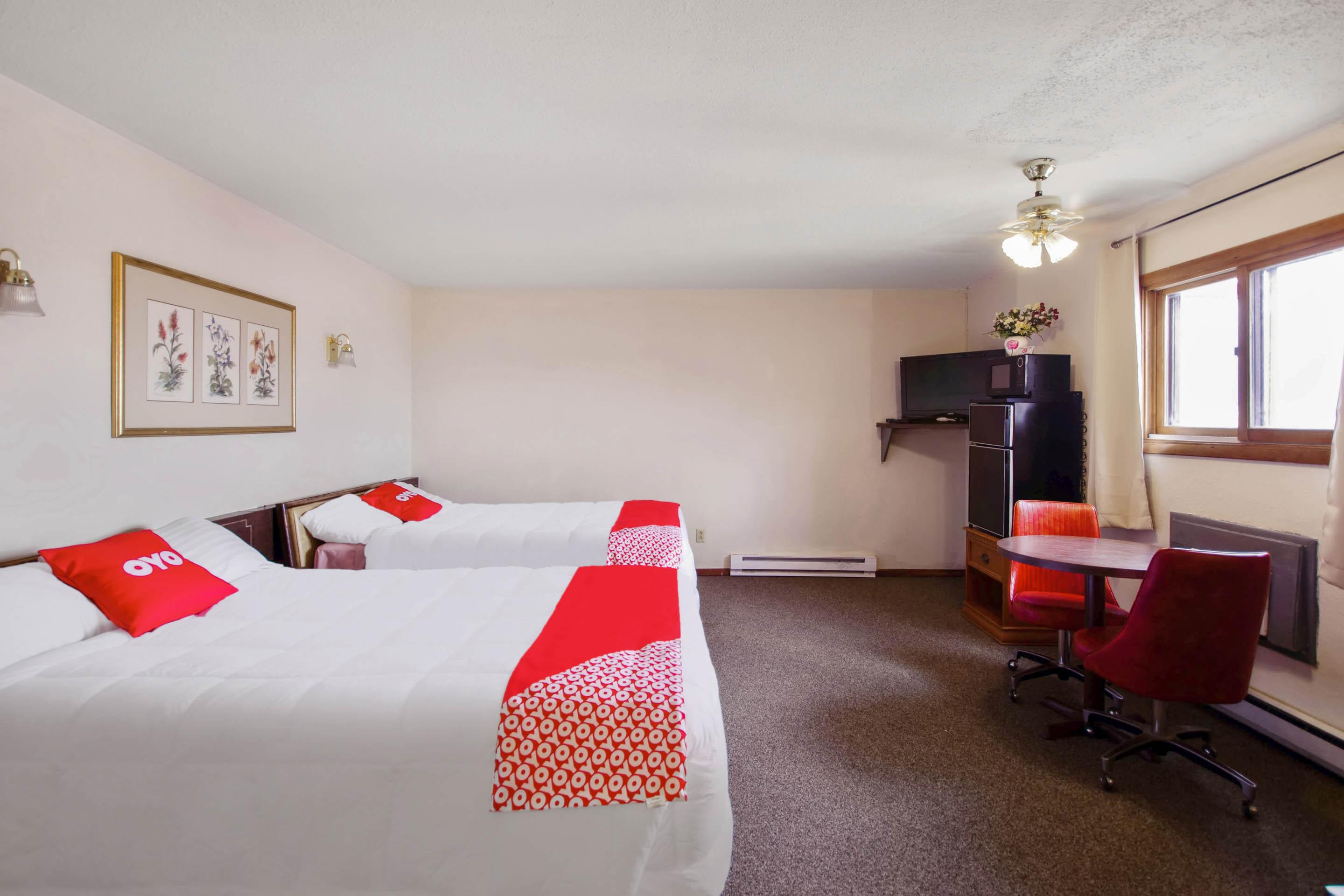 Oyo Hotel Cheyenne Wells - Us 40 Exterior photo